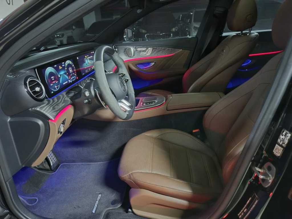 Mercedes Benz E class - Vista 9