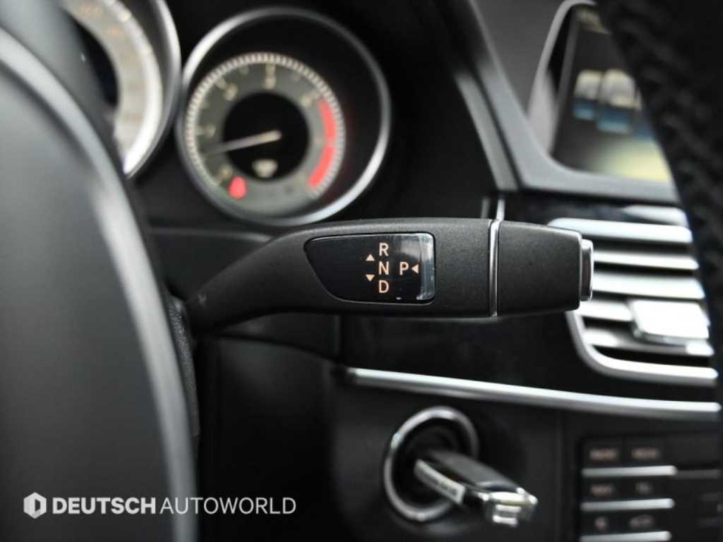 Mercedes Benz E class - Vista 9