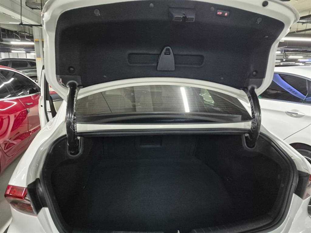 HYUNDAI Grandeur 2022 Blanco - Importación desde Corea - HF Imports Iquique - Foto 13