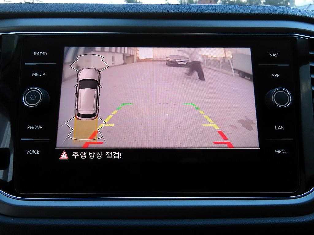 Volkswagen T-Roc 2022 Plateado - Importación desde Corea - HF Imports Iquique - Foto 16