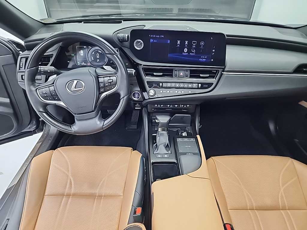 Lexus ES - Vista 7