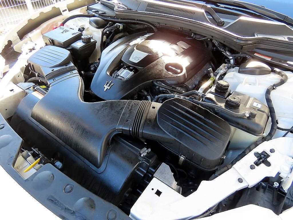 Maserati Ghibli 2017 Blanco - Importación desde Corea - HF Imports Iquique - Foto 19