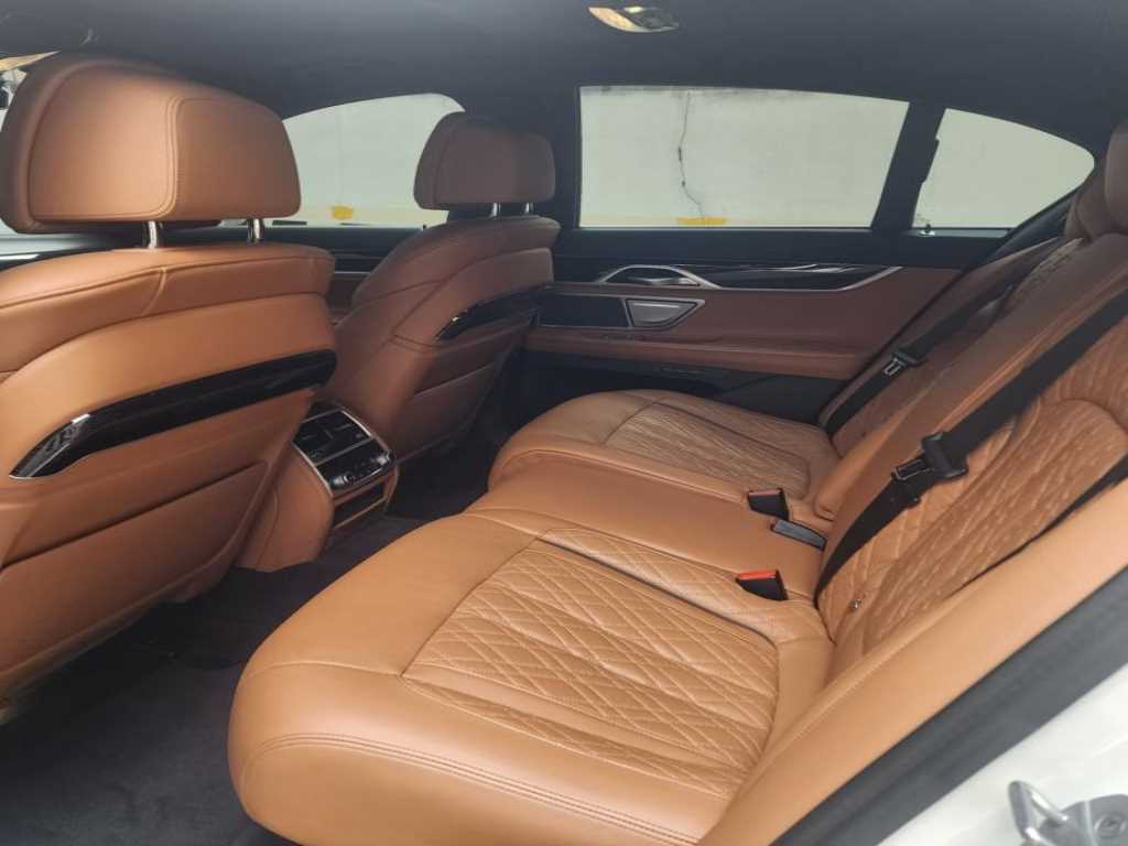 BMW 7 Series - Vista 7