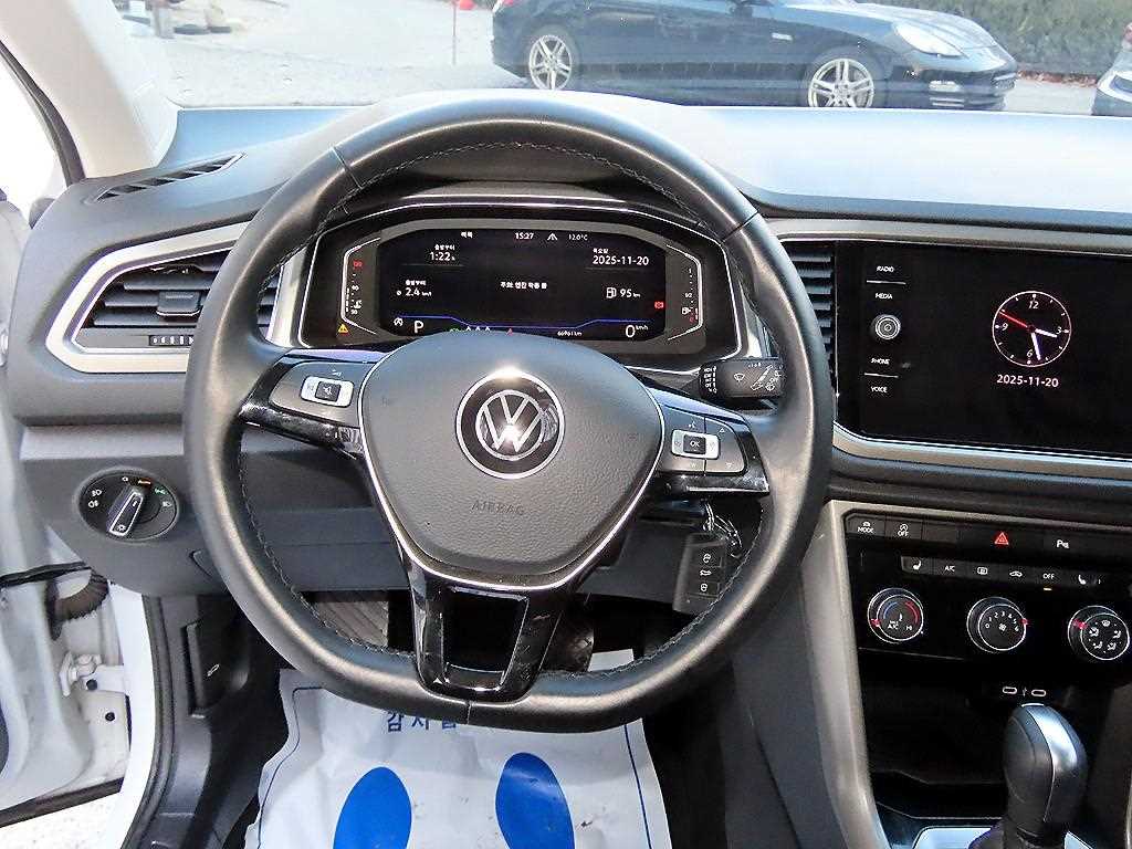 Volkswagen T-Roc - Vista 8