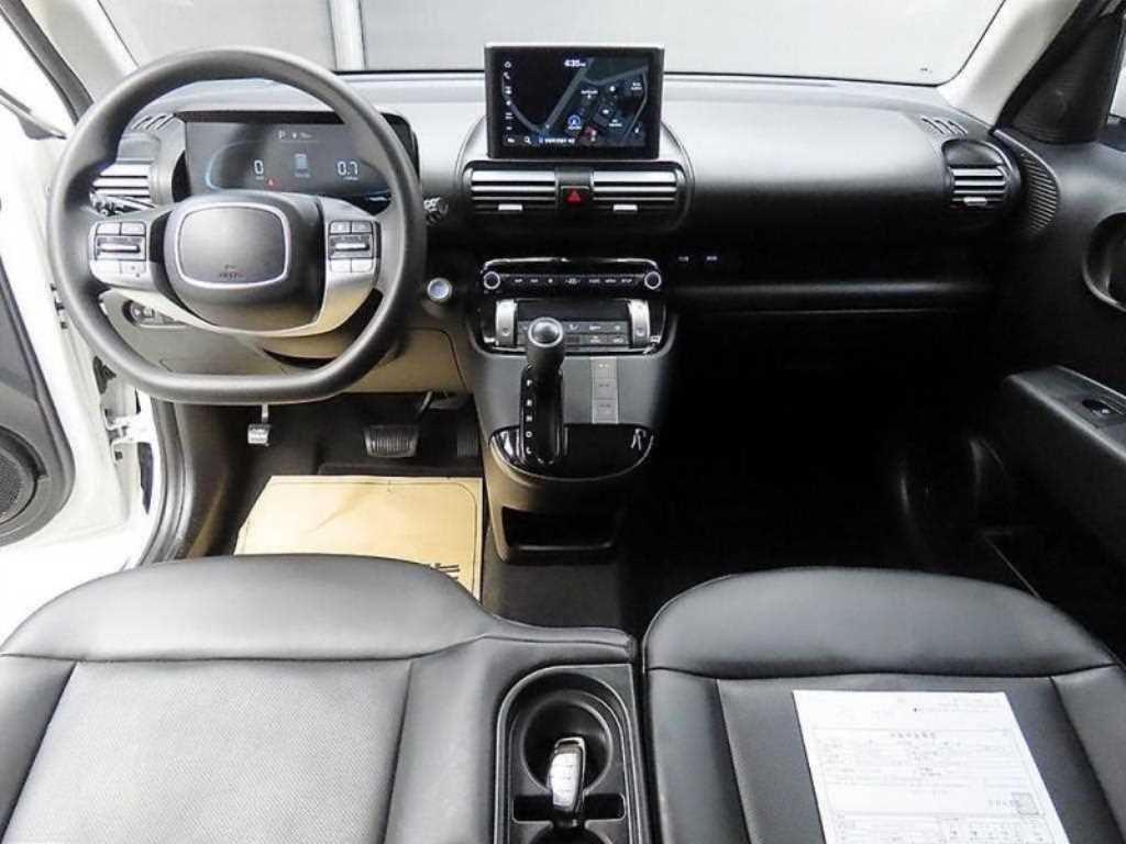 HYUNDAI Casper - Vista 6