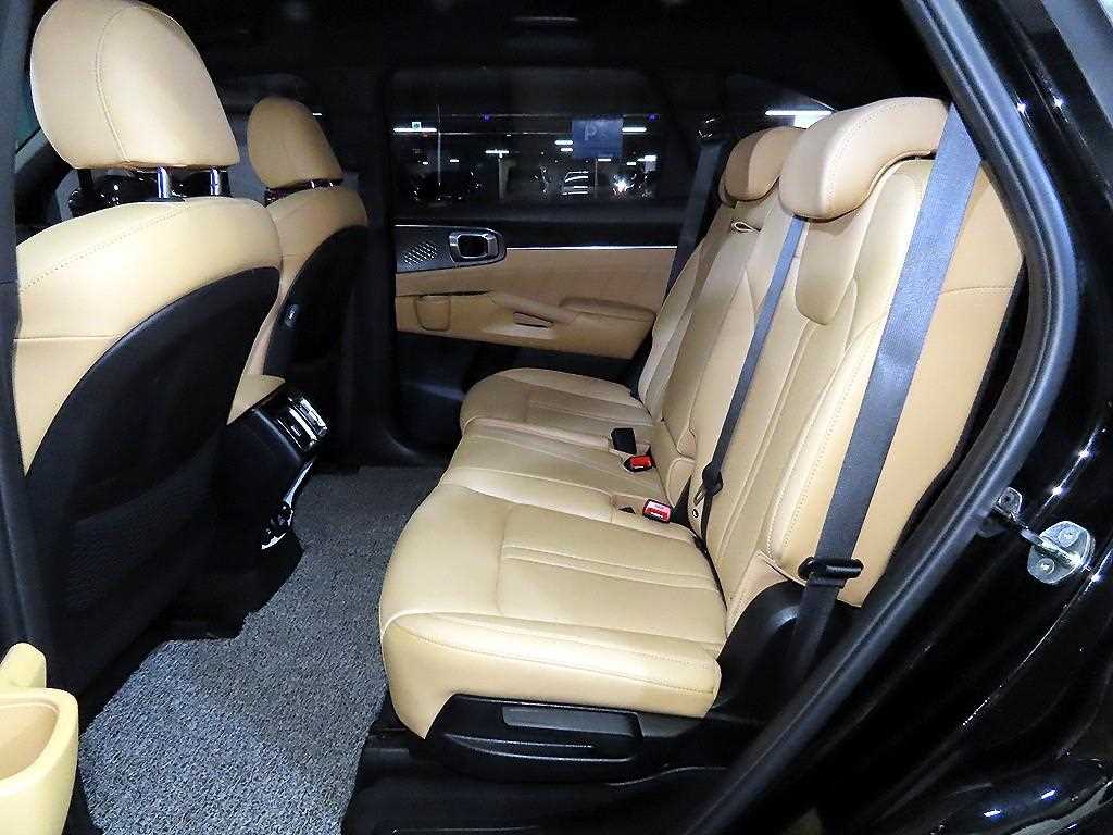 KIA Sorento - Vista 7