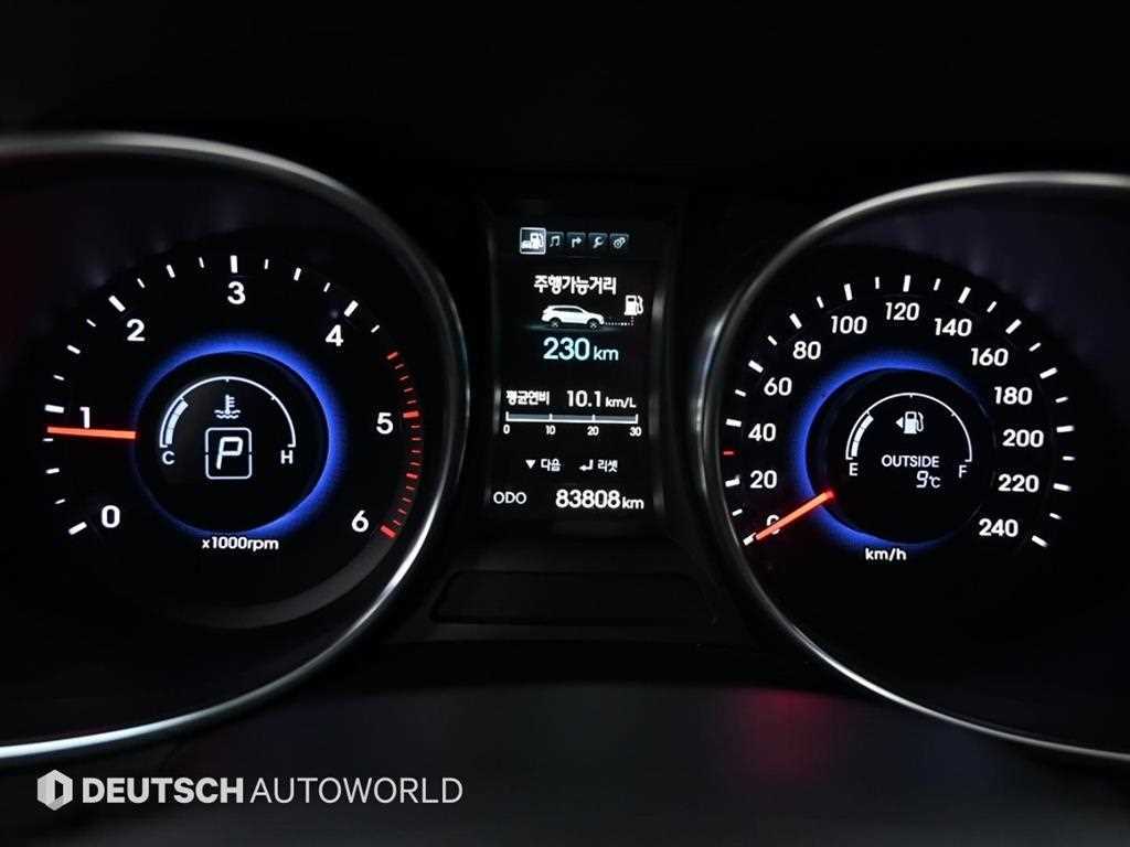 HYUNDAI Maxcruz - Vista 8