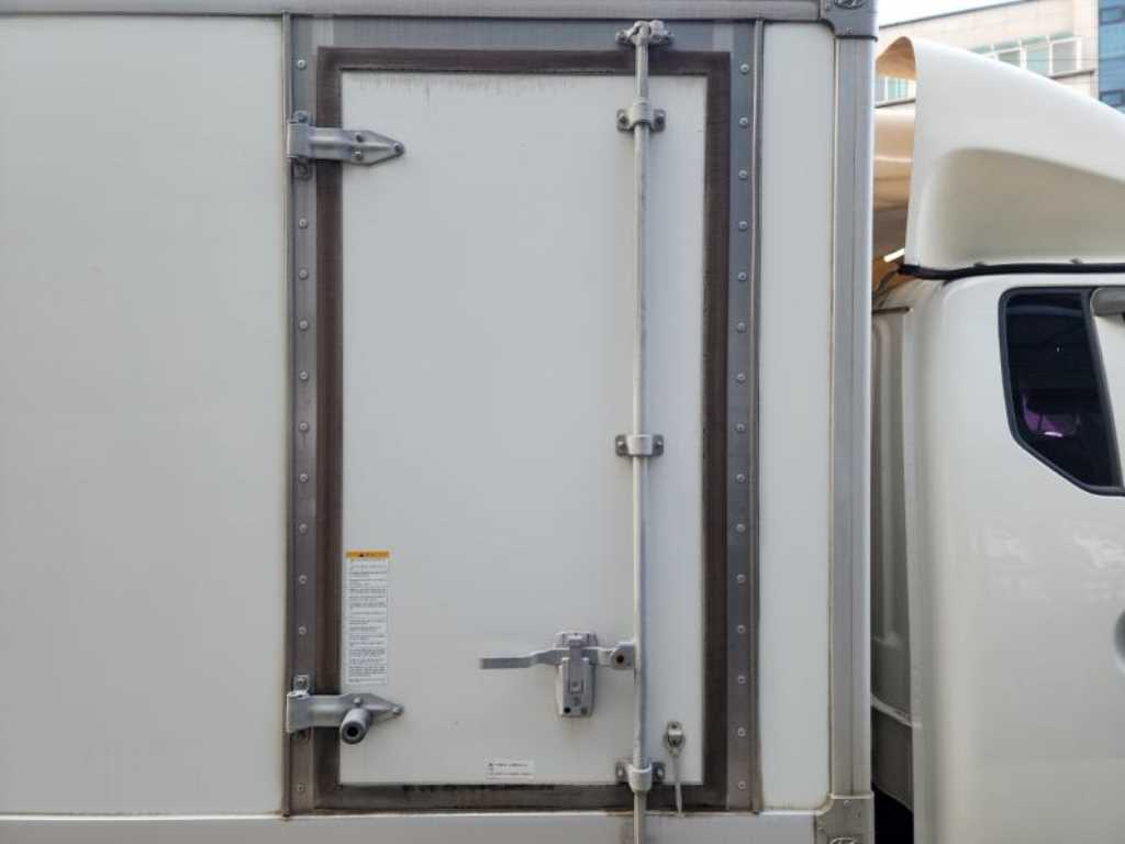 Small Truck Freezer Box(High Deck) - Vista 7
