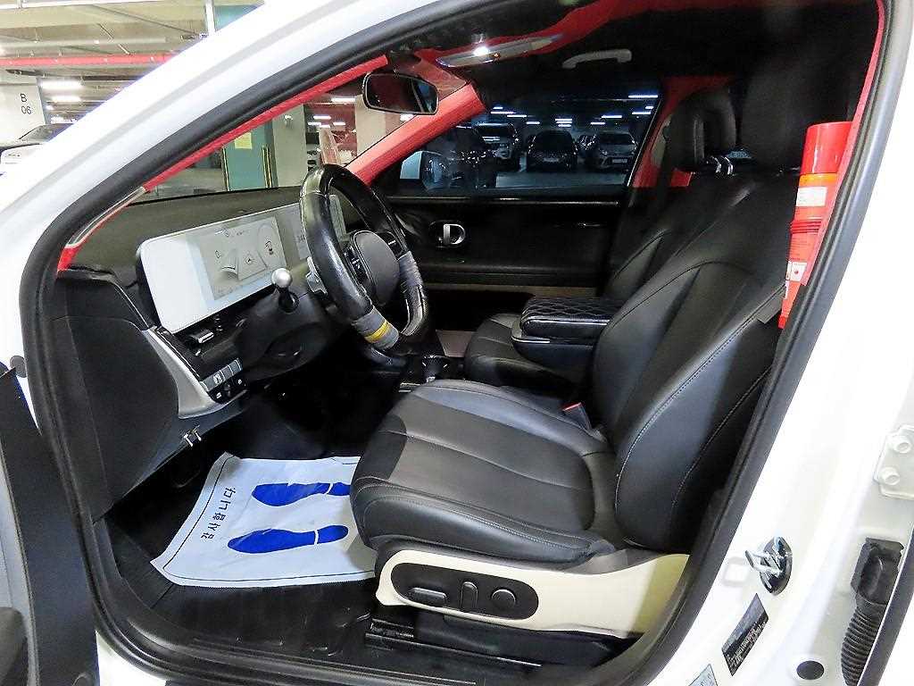 HYUNDAI Ioniq 5 - Vista 6