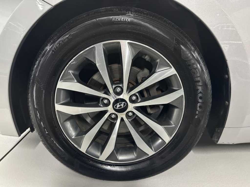 HYUNDAI Grandeur 2011 Plateado - Importación desde Corea - HF Imports Iquique - Foto 20