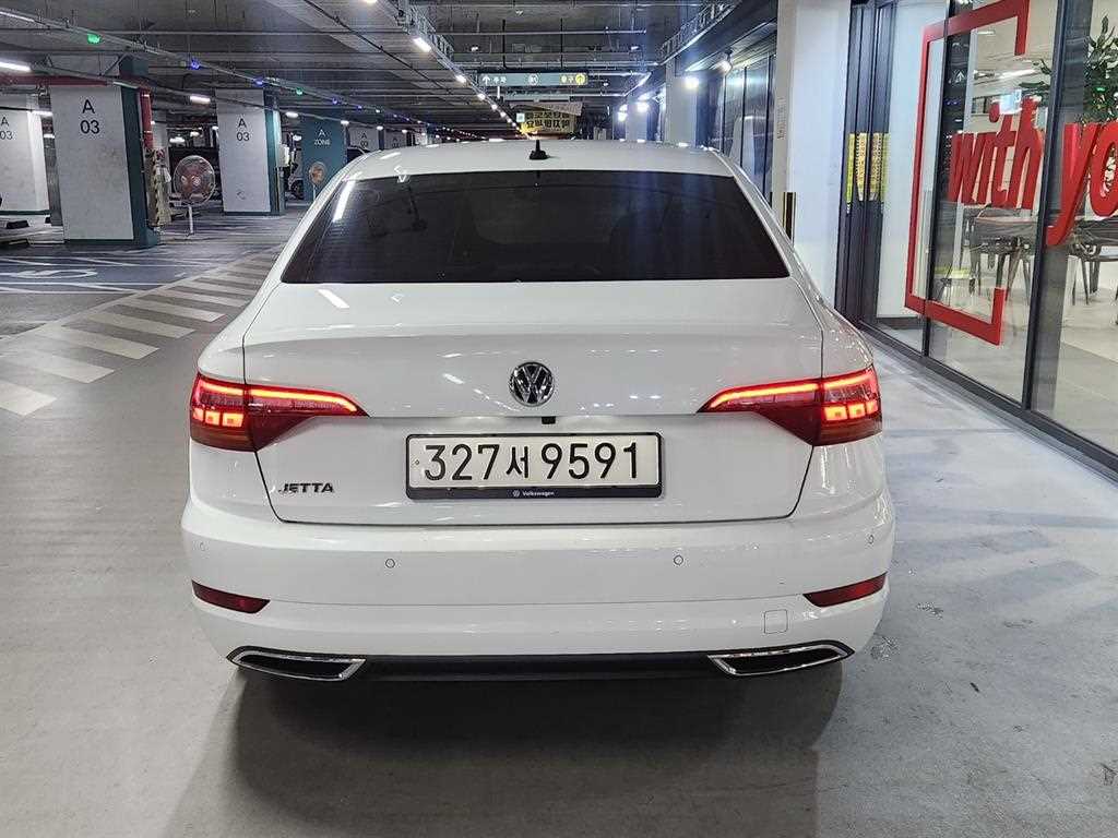 Volkswagen Jetta - Vista 5