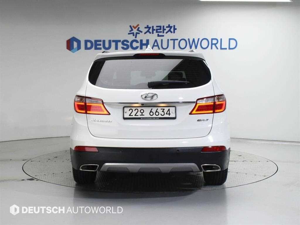 HYUNDAI Maxcruz - Vista 4