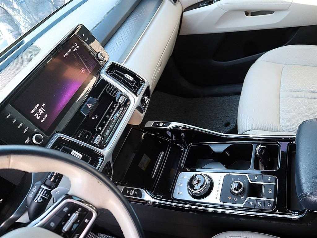 KIA Sorento - Vista 10