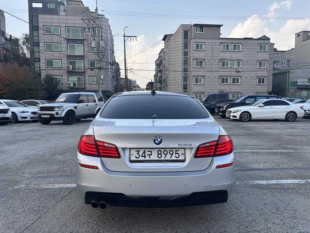 BMW 5 Series - Vista 4