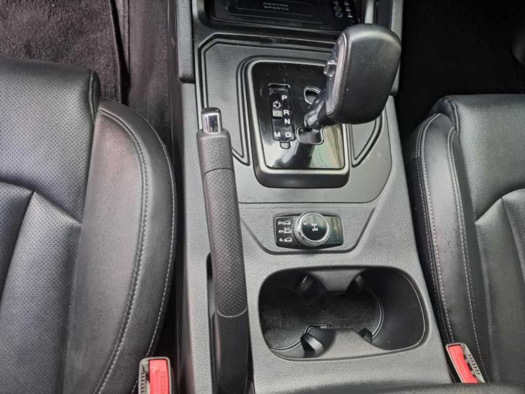 Ssangyong Rexton - Vista 12