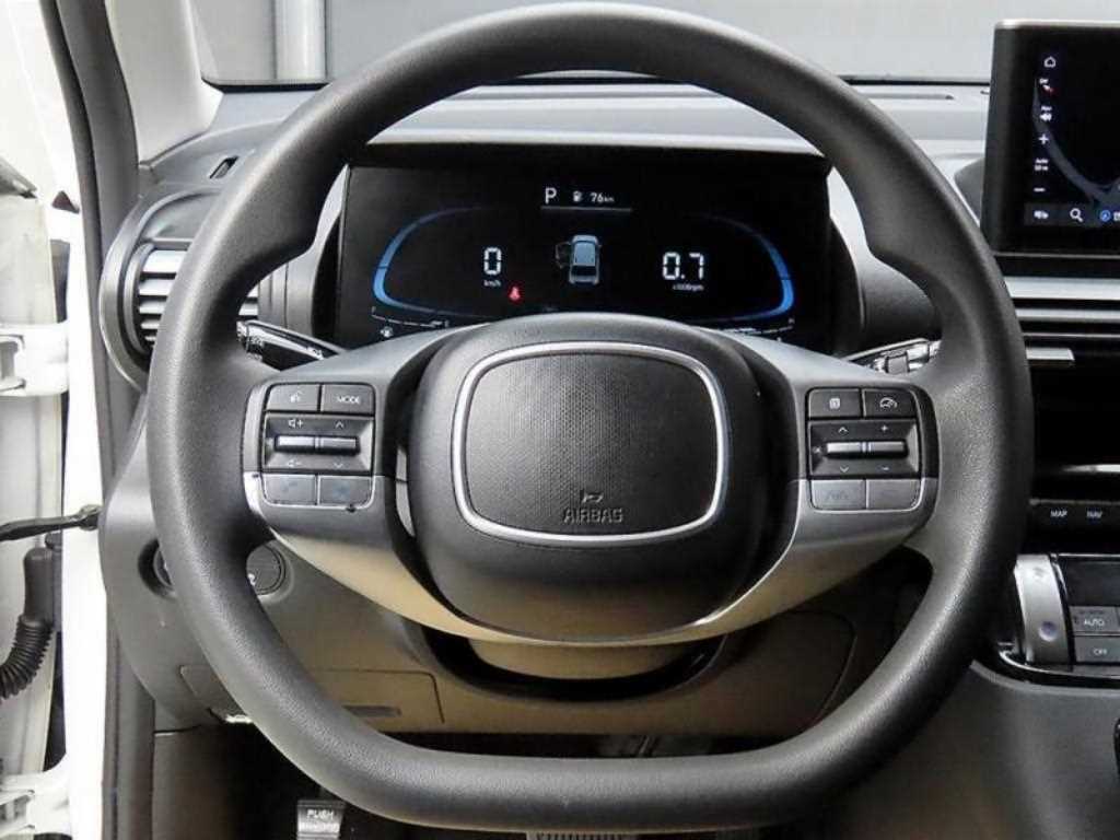 HYUNDAI Casper - Vista 10