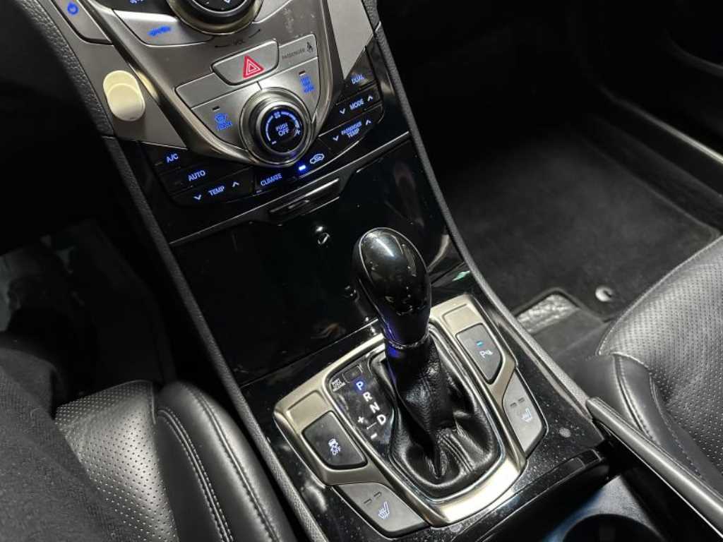 HYUNDAI Grandeur - Vista 11