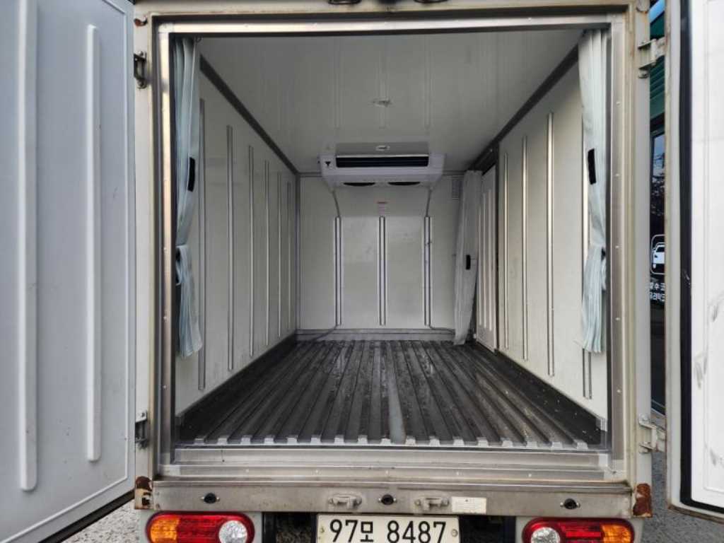 Small Truck Freezer Box(High Deck) - Vista 6