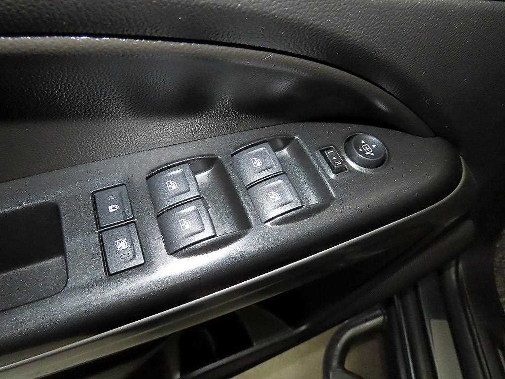 Chevrolet ?Colorado 2020 Gris - Importación desde Corea - HF Imports Iquique - Foto 13