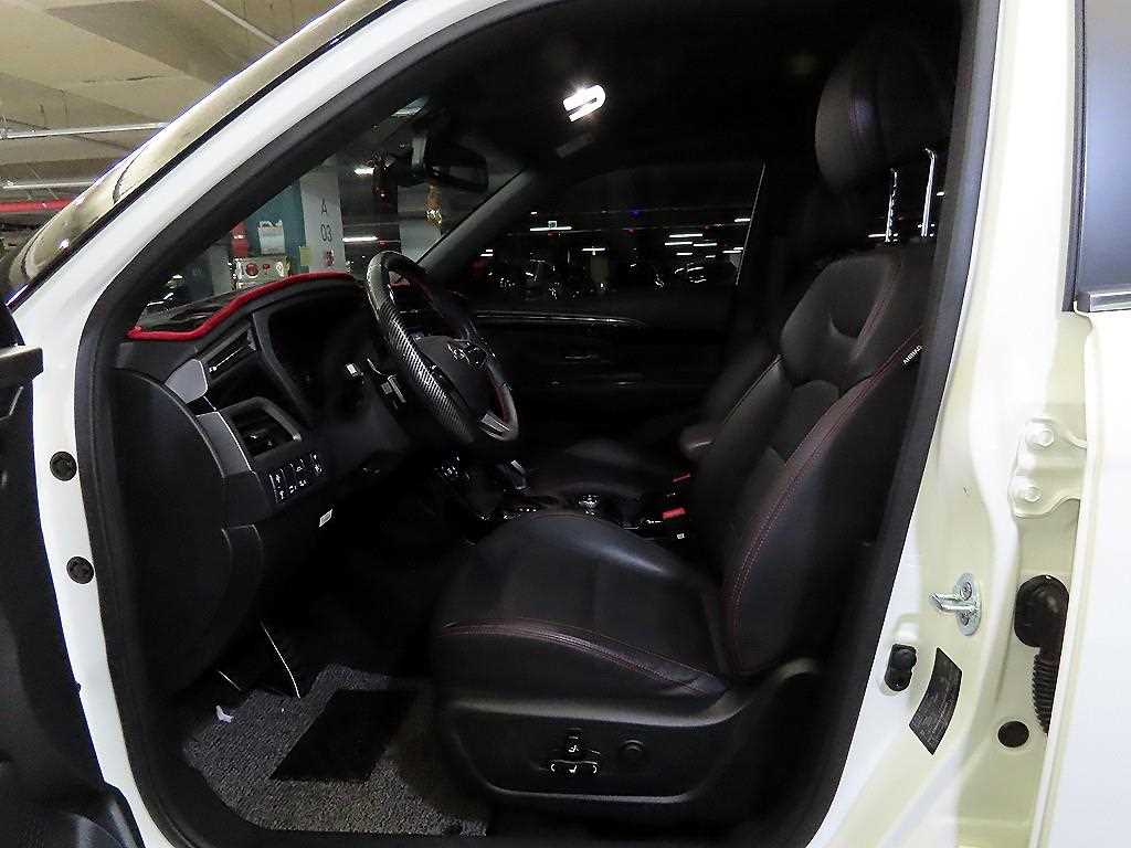 Ssangyong Korando - Vista 6