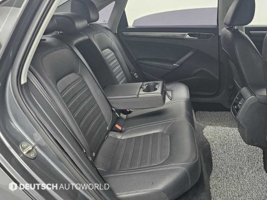 Volkswagen Passat - Vista 12