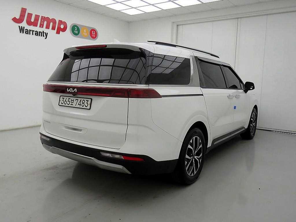 KIA Carnival - Vista 4