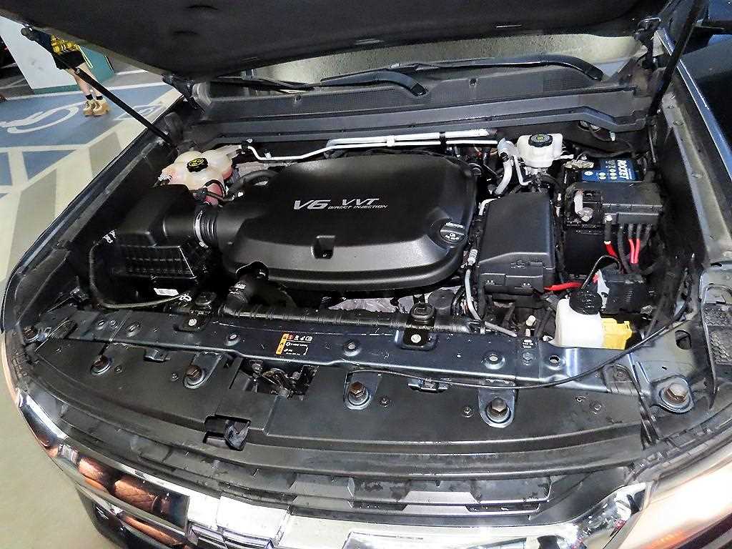 Chevrolet ?Colorado 2020 Gris - Importación desde Corea - HF Imports Iquique - Foto 17