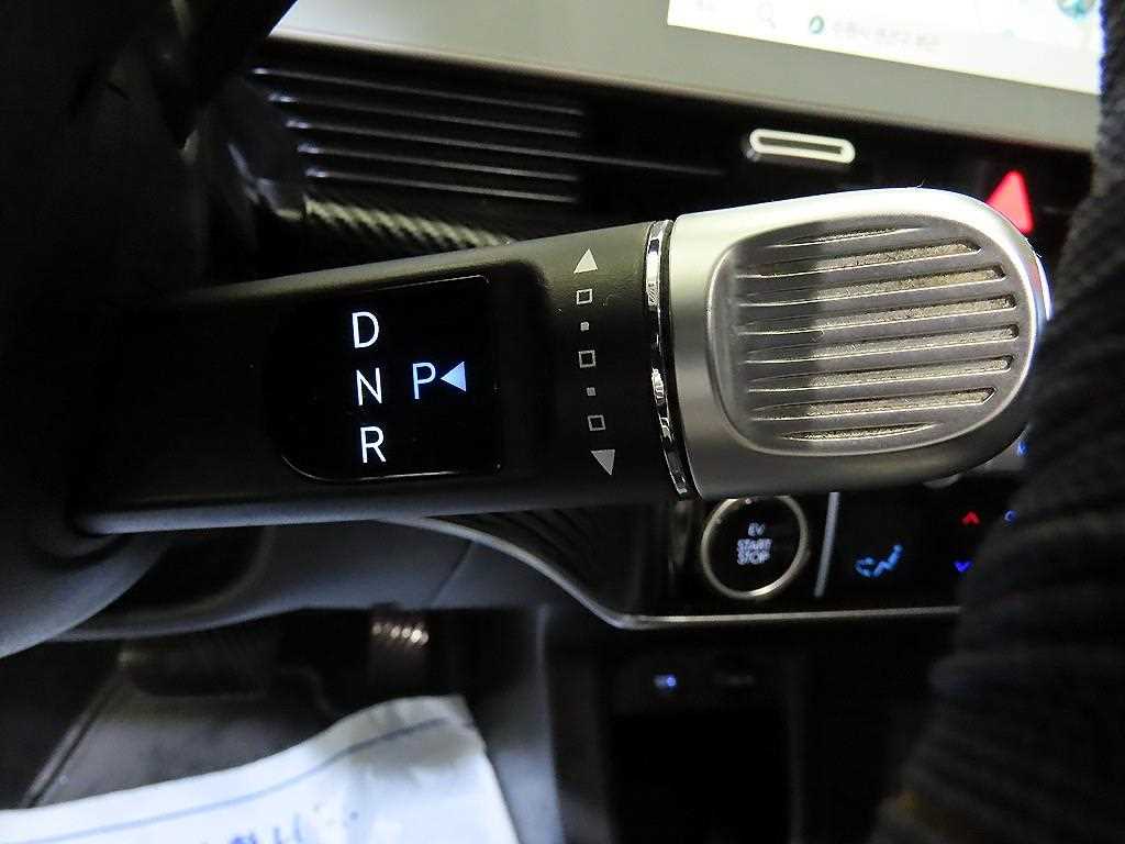 HYUNDAI Ioniq 5 - Vista 12