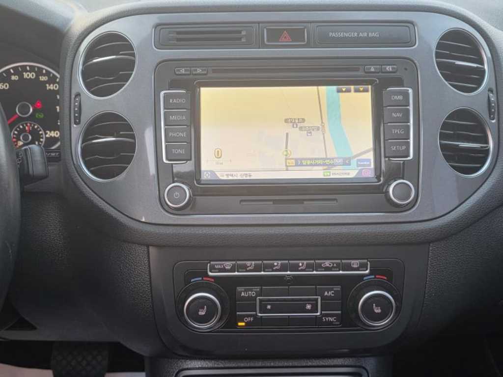 Volkswagen Tiguan - Vista 10