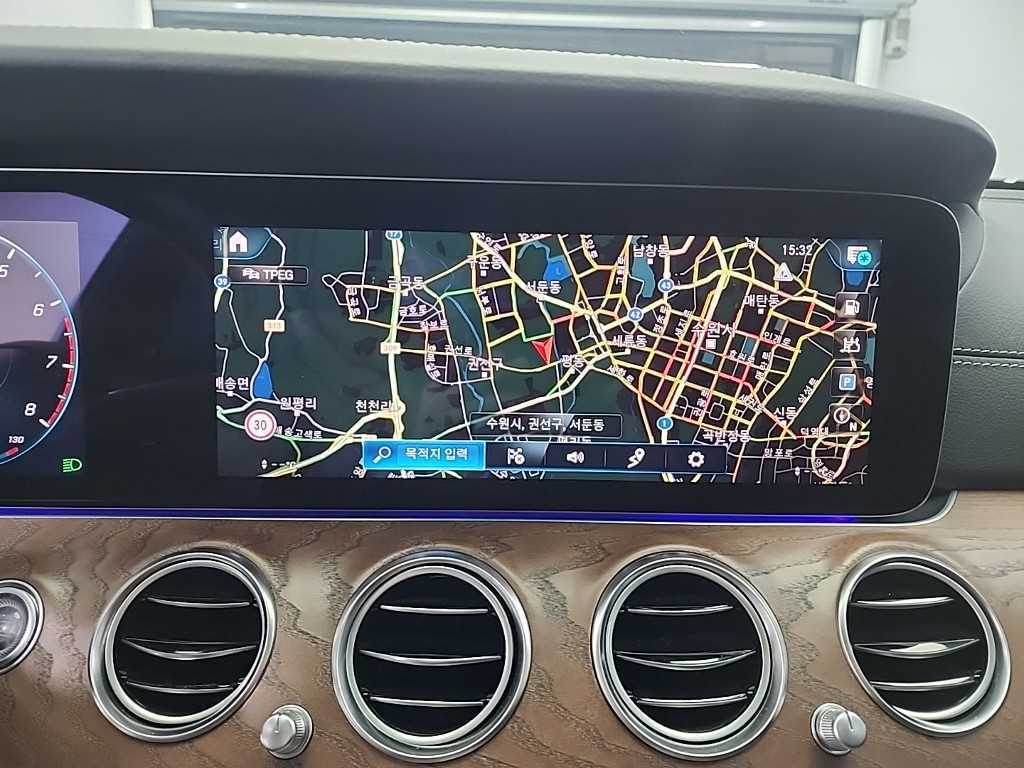 Mercedes Benz E class 2021 Blanco - Importación desde Corea - HF Imports Iquique - Foto 15