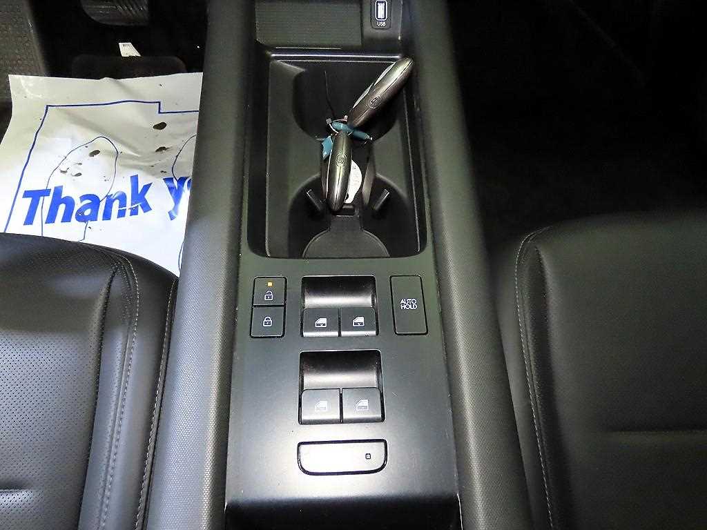 HYUNDAI Ioniq 6 - Vista 12