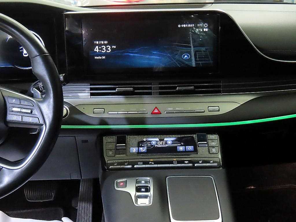 HYUNDAI Grandeur - Vista 11