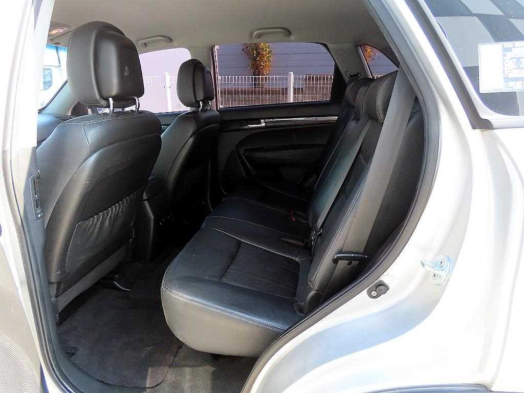 KIA Sorento - Vista 6