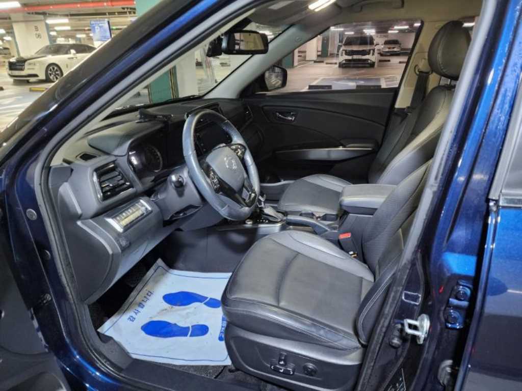 Ssangyong Tivoli - Vista 7