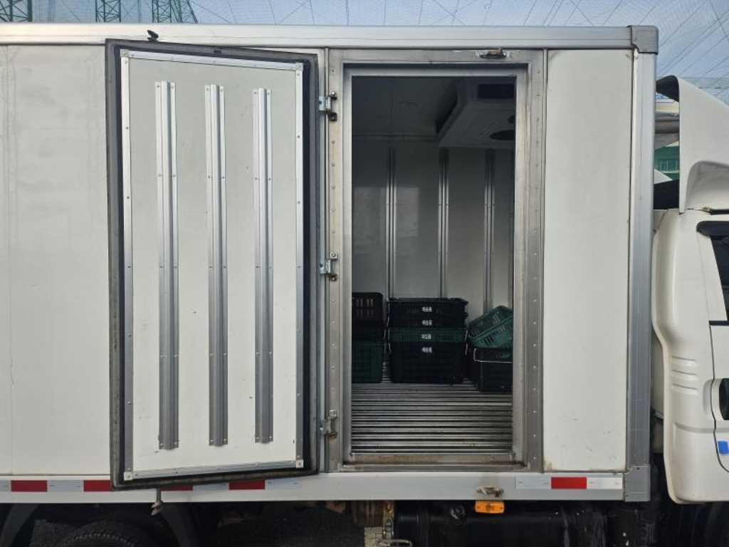 Small Truck Freezer Box(High Deck) - Vista 8