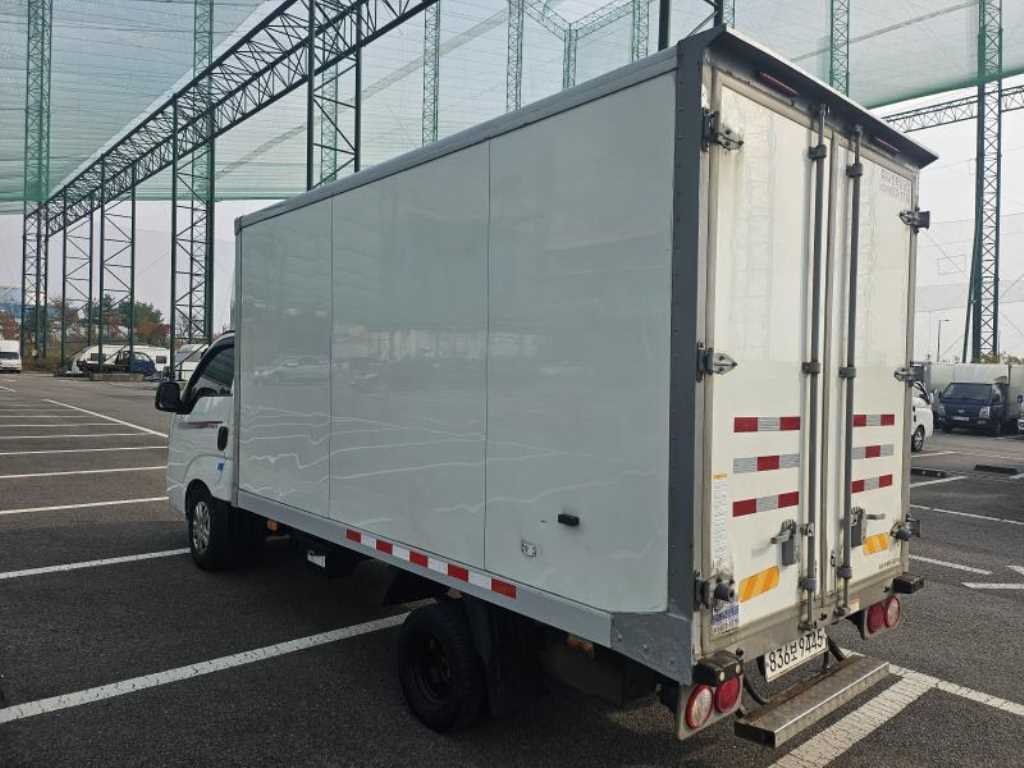 Small Truck Freezer Box(High Deck) - Vista 4