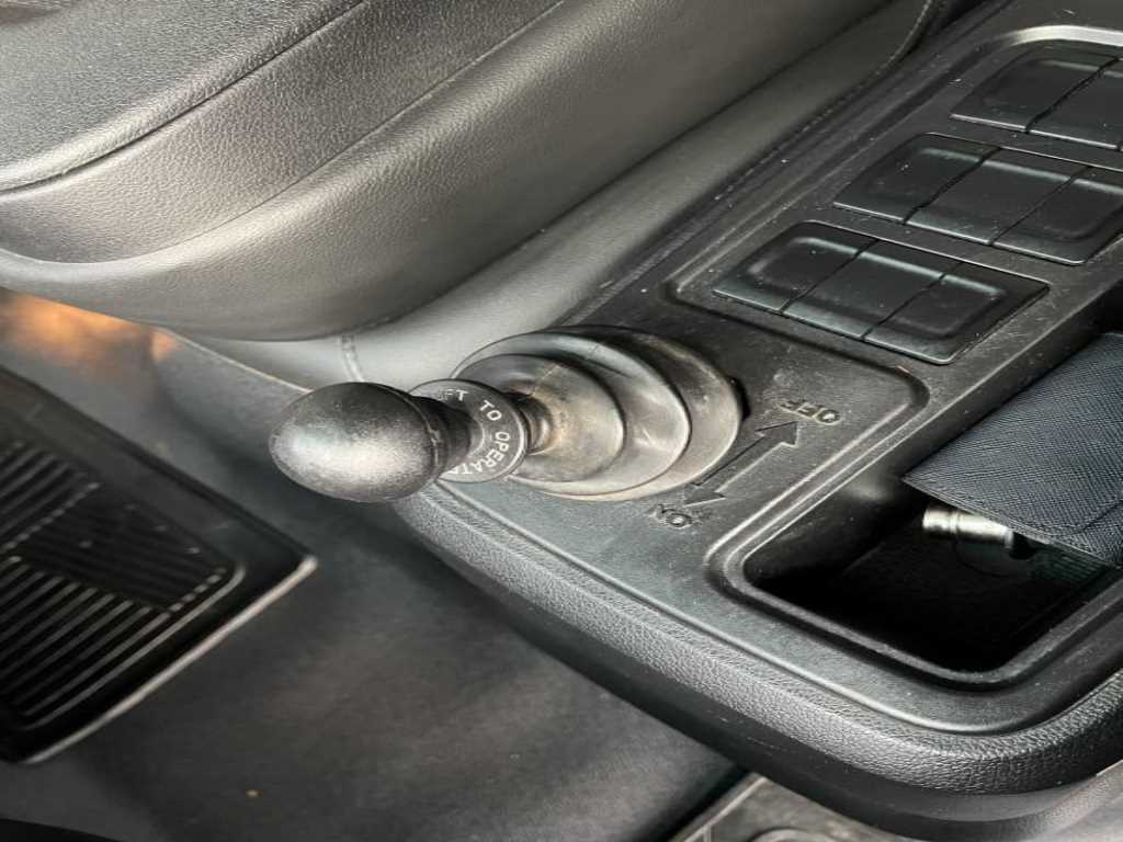 medium and large cargo truck 2022 Blanco - Importación desde Corea - HF Imports Iquique - Foto 18