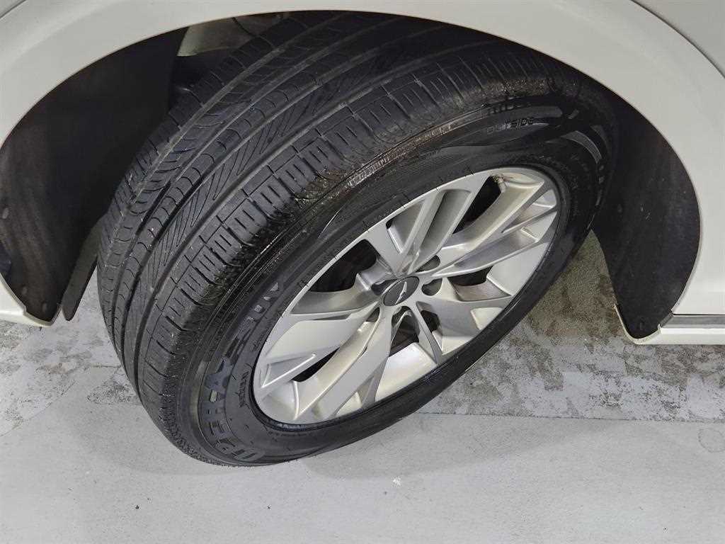 Genesis GV70 2021 Blanco - Importación desde Corea - HF Imports Iquique - Foto 18