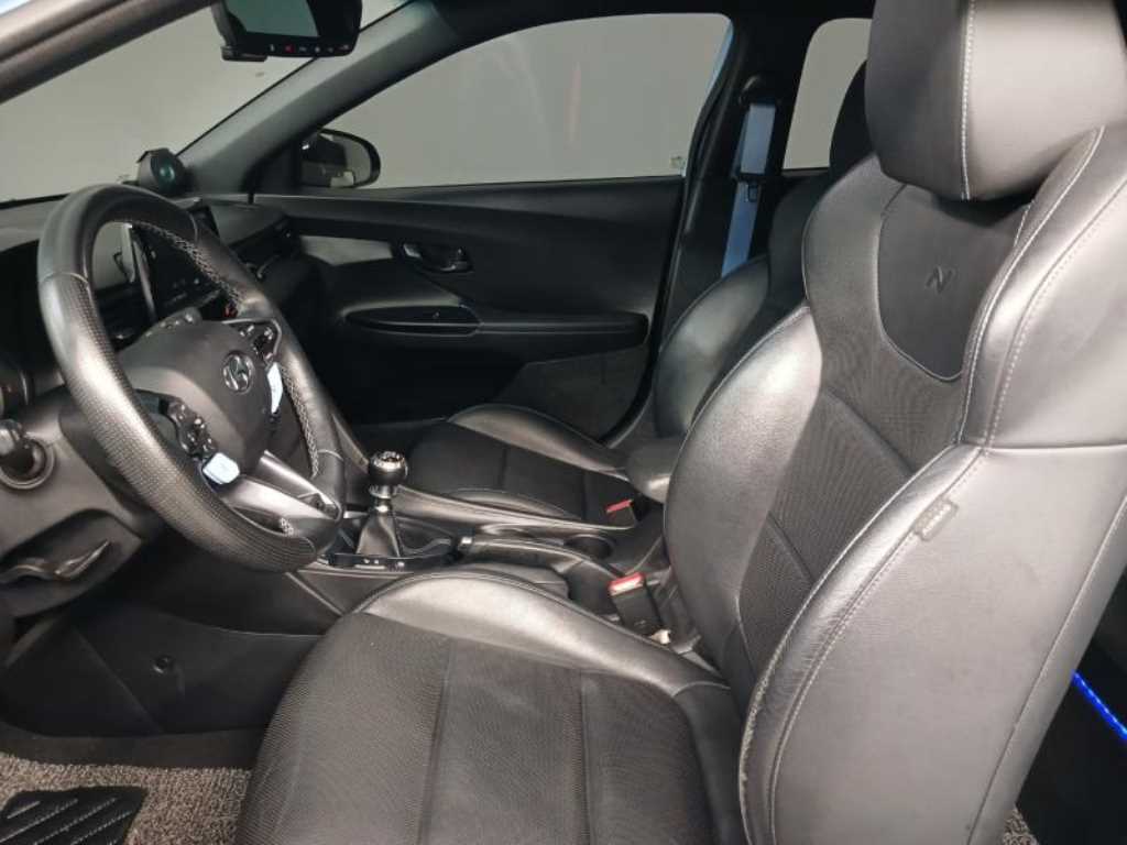 HYUNDAI Veloster - Vista 7