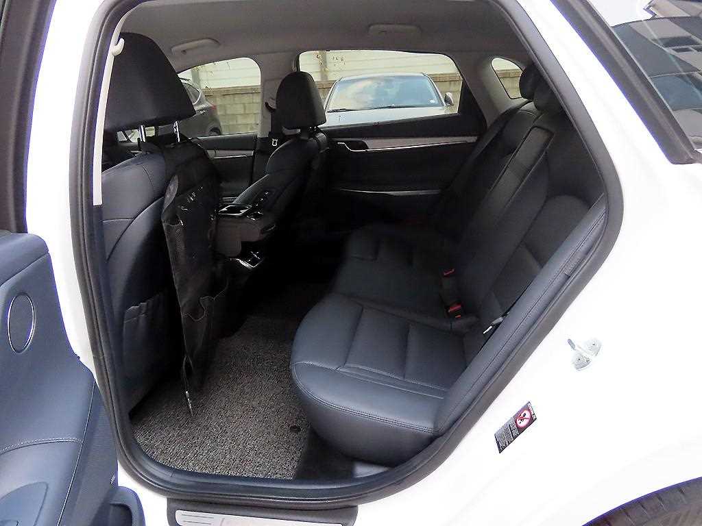 HYUNDAI Grandeur - Vista 6