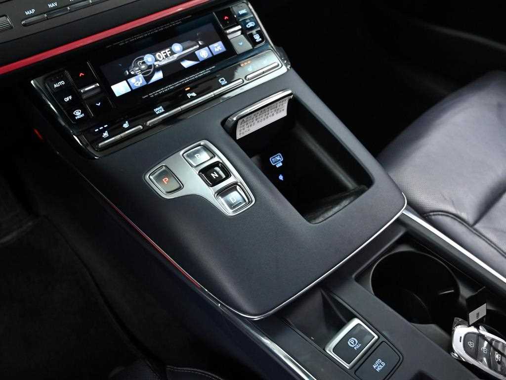 HYUNDAI Grandeur - Vista 9