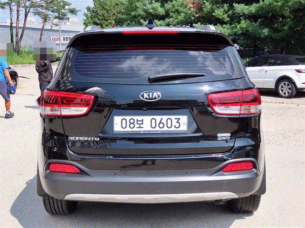 KIA Sorento - Vista 4