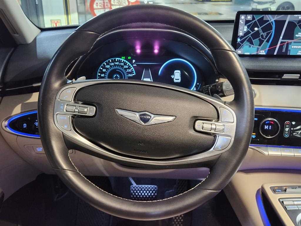 Genesis GV70 - Vista 9