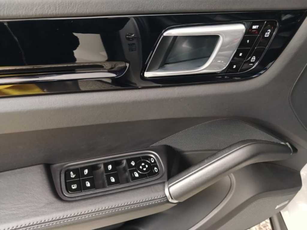 Porsche Cayenne - Vista 9