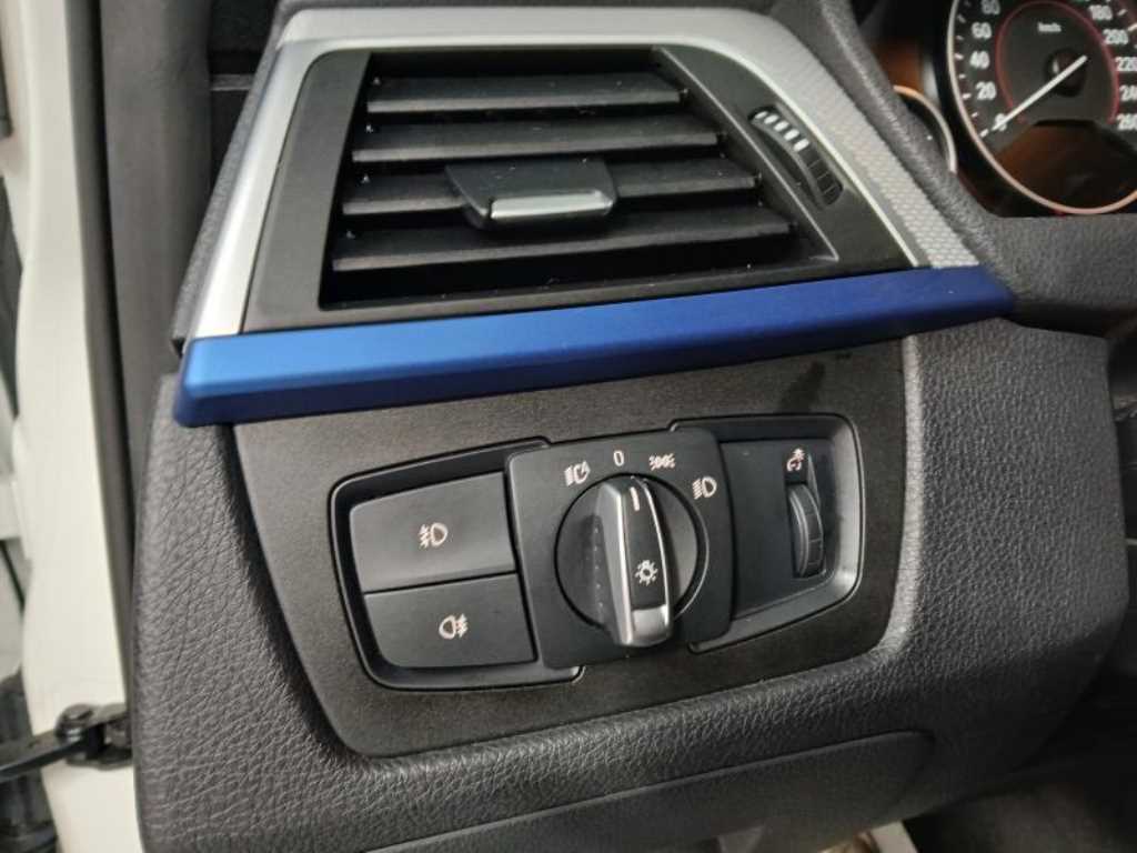 BMW 3 series 2017 Blanco - Importación desde Corea - HF Imports Iquique - Foto 14