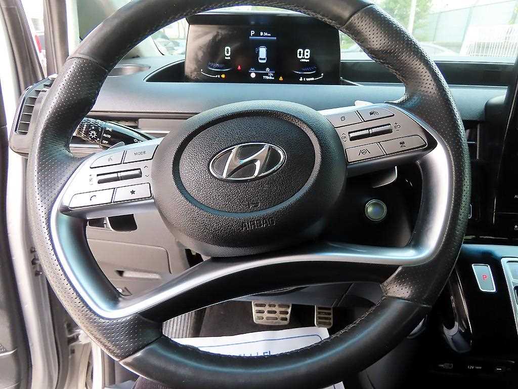 HYUNDAI Staria - Vista 9