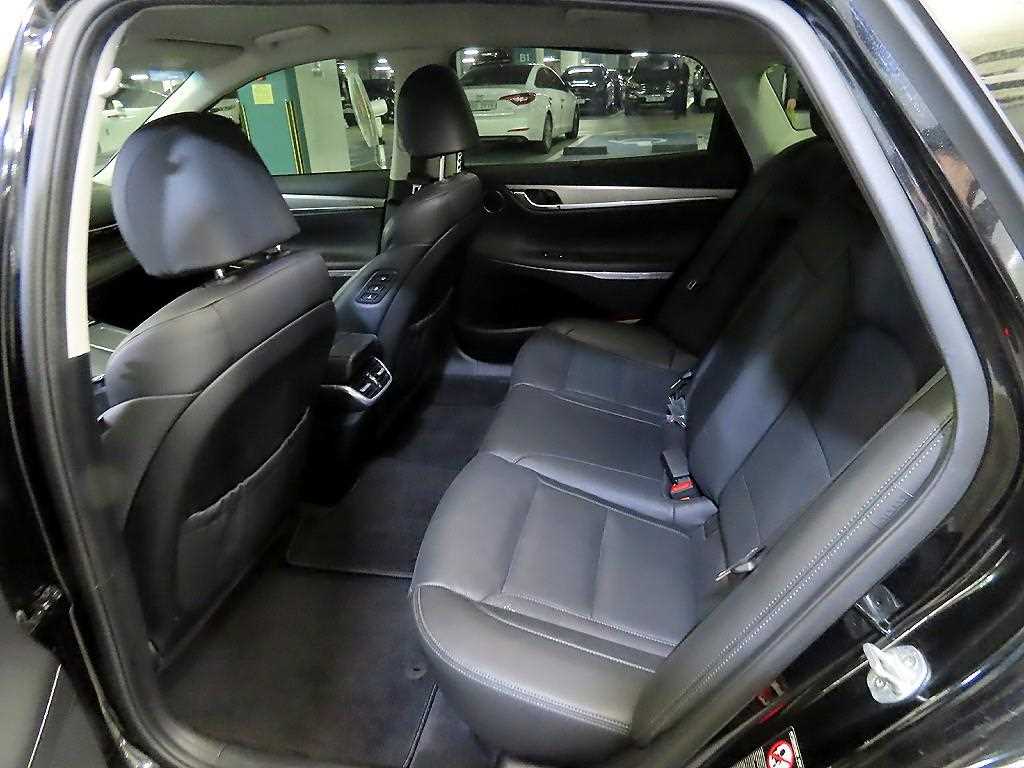 HYUNDAI Grandeur - Vista 7