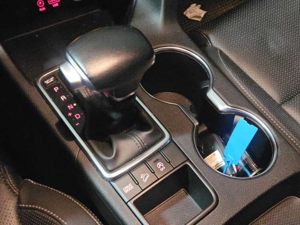 KIA Sportage - Vista 11