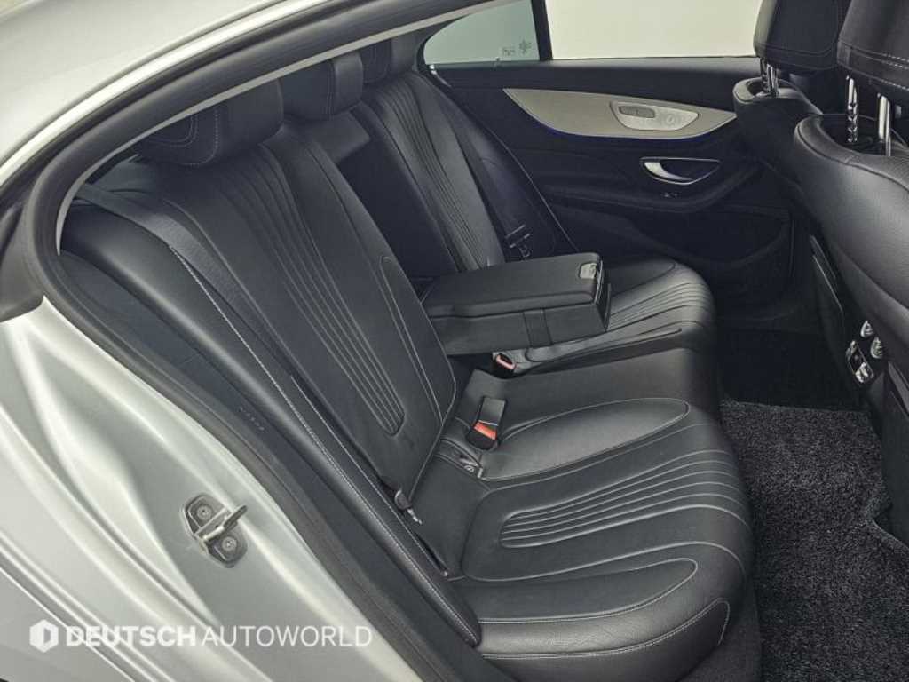 Mercedes Benz CLS Class - Vista 12