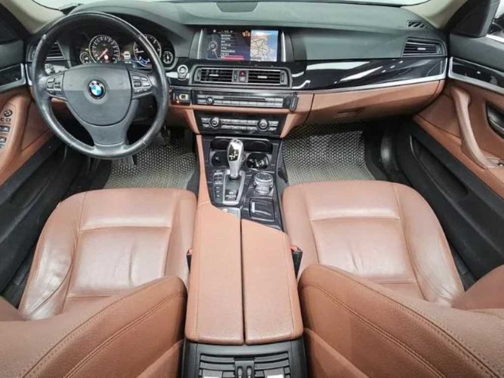 BMW 5 Series - Vista 10
